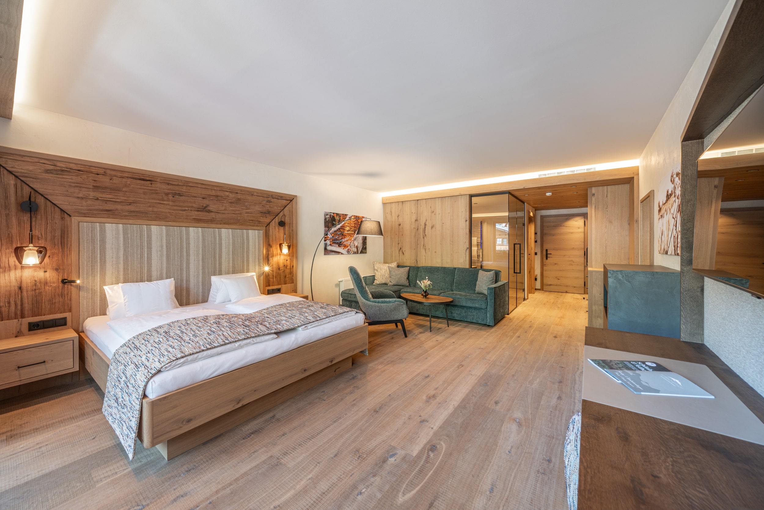 Alpbacherhof_Alpbachblick_Blick ins Zimmer